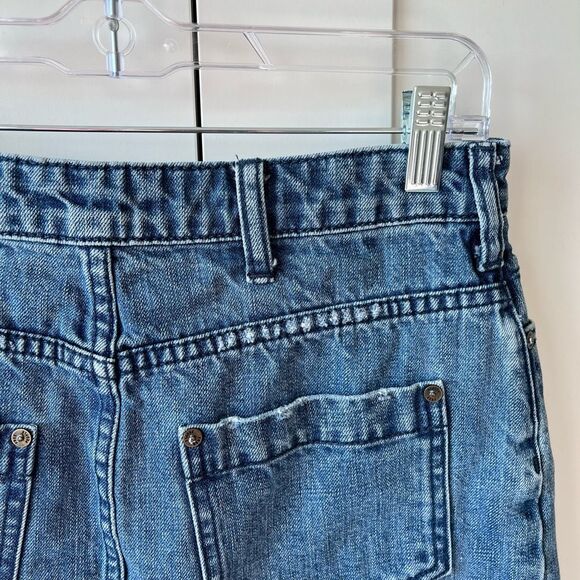 Free‎ People Mini Distressed Denim Skirt size 0 - Picture 8 of 9